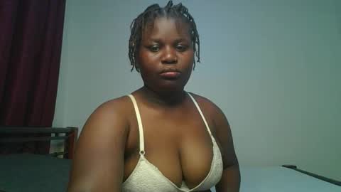 ceepretty25 online show from January 11, 10:21 am