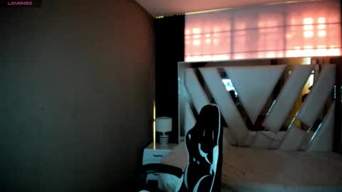 SARA  online show from February 26, 11:46 am