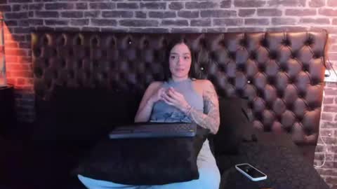 celeste_starsss online show from July 25, 9:24 pm