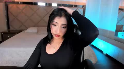 Celeste Moon online show from June 25, 3:03 am