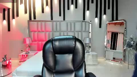 Celeste Moon online show from June 20, 2:29 am