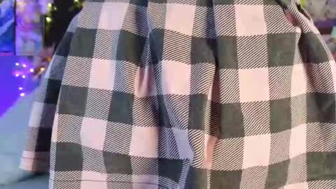 Sara online show from December 5, 7:22 pm