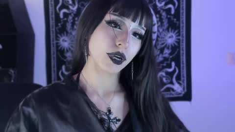   online show from May 10, 3:02 am