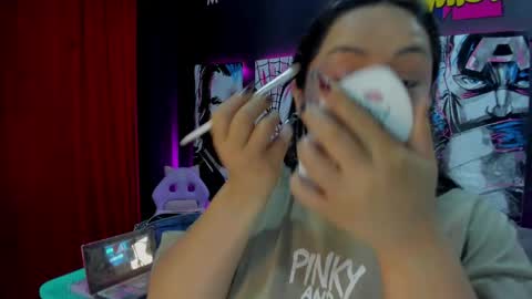 celestte_beautiful online show from April 28, 10:52 am