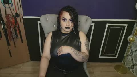       online show from June 16, 11:14 am