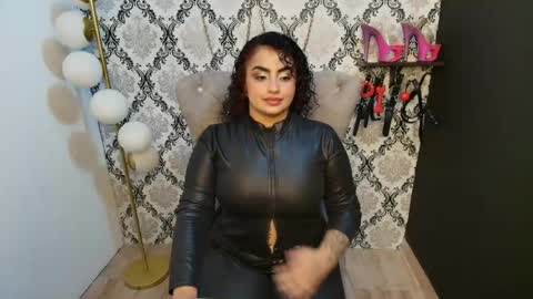       online show from July 17, 11:01 am
