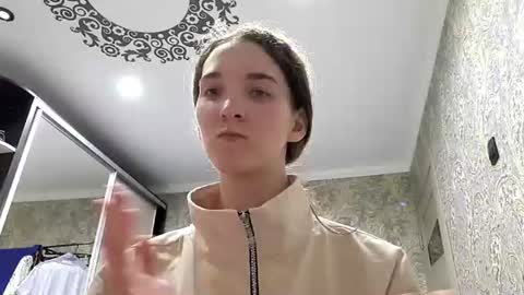 Elizabeth online show from June 20, 10:32 am