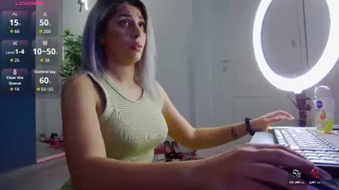CelineMeyer online show from June 18, 5:02 am