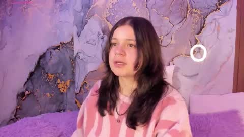 Hello guys my name is Sofi and Lizzie and  Vanessa online show from February 7, 4:37 am