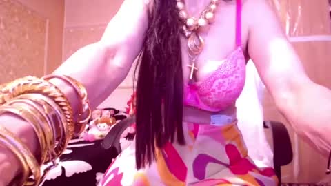 Cerise online show from June 16, 2:59 am