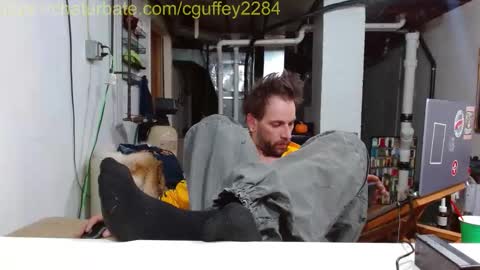 cguffey2284 online show from January 13, 1:35 am