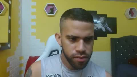 chacorta_ online show from April 25, 1:24 pm