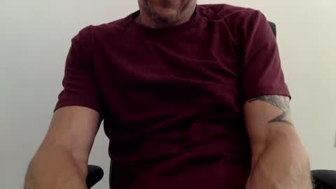 Chags online show from November 19, 4:39 pm