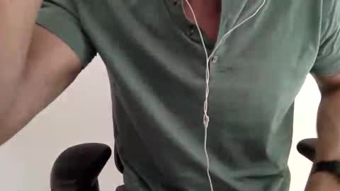 Chags online show from February 27, 7:50 pm