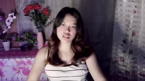 chakadal_xx online show from May 4, 1:28 pm