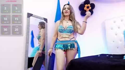 Charlotte Grey online show from October 27, 1:38 am