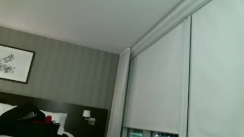 champagne online show from January 7, 12:34 am