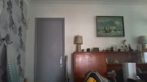 Champers online show from February 8, 11:02 am