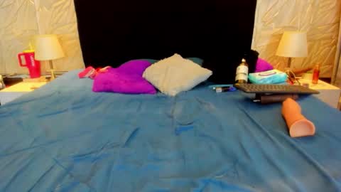 chanellejohnson_ online show from February 25, 11:41 pm