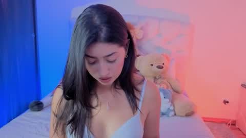 Chanell online show from February 21, 8:45 pm