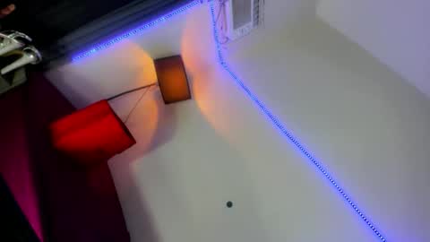 chantal_fuck online show from February 8, 12:36 am