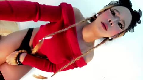 chantal_fuck online show from July 29, 12:32 am