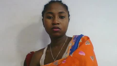 chantale483461 online show from June 16, 5:55 am