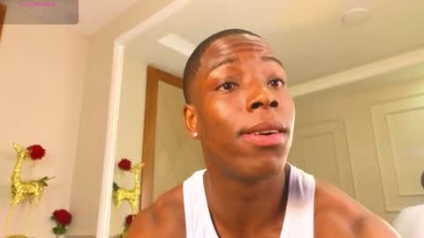 charlesbrown_ online show from June 16, 1:04 pm