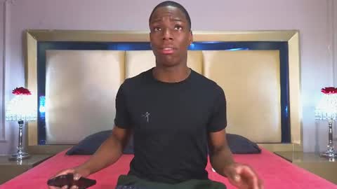 charlesbrown_ online show from July 15, 12:32 pm