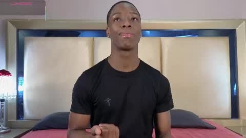 charlesbrown_ online show from August 3, 3:51 pm
