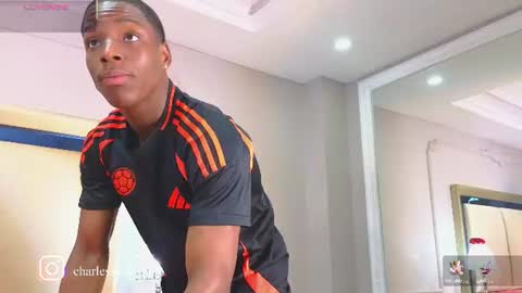 charlesbrown_ online show from July 21, 1:57 pm