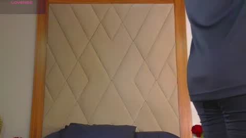 charlesbrown_ online show from July 1, 2:48 pm