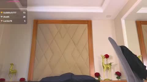 charlesbrown_ online show from June 20, 3:40 pm