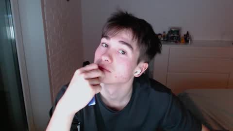 charleshanson69 online show from November 25, 4:06 pm