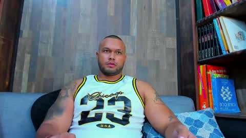   online show from February 5, 7:07 am
