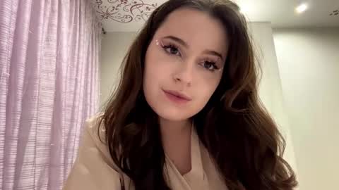 Freya online show from January 8, 3:29 pm