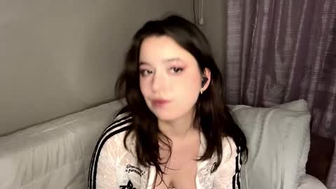 Freya online show from January 31, 7:11 pm