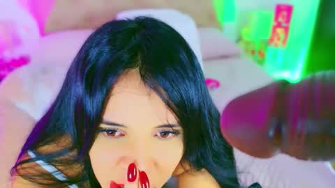 Charloott Evans online show from March 2, 3:00 am