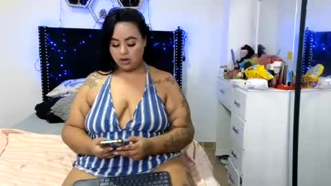 charlotte_027 online show from July 29, 3:50 am