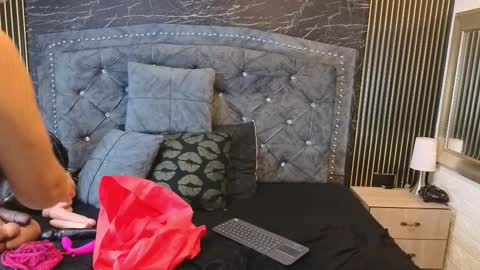 charlotte online show from January 31, 7:11 pm