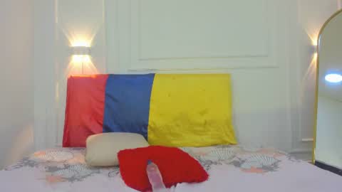 charlottte y dante online show from June 17, 5:23 am