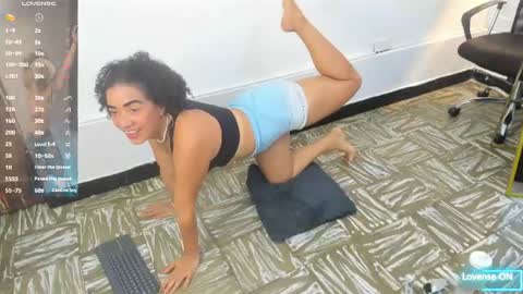 charlottte y dante online show from July 25, 2:26 pm