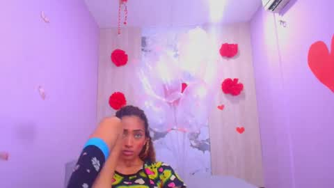 Snapshot of charlotte_love10 chatting on February 20, 1:40 pm CHARLOTTE online show from February 20, 1:40 pm