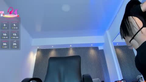 Charlotte  Everyday From 0700 to 1300 Col Time online show from January 7, 11:26 am