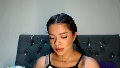 charlottee07 online show from October 4, 5:16 am