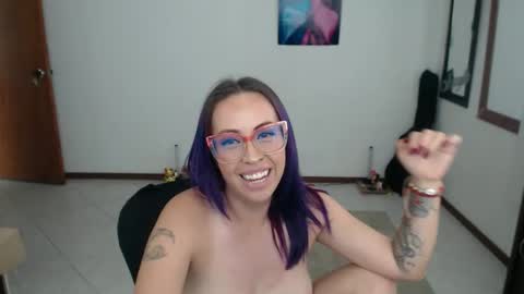 charlottezoe online show from May 4, 5:52 pm