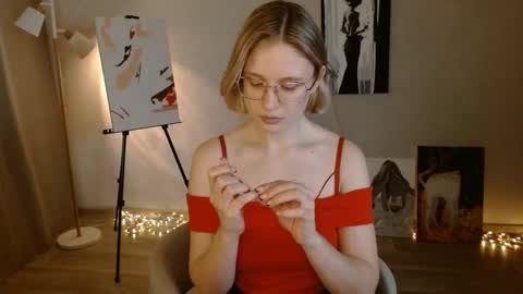 Snapshot of charming_beauty chatting on September 22, 7:56 am Michelle online show from September 22, 7:56 am