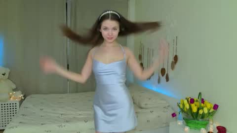 Kaylee online show from March 12, 4:11 pm