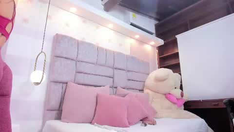 Charol  online show from June 20, 1:39 pm