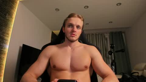 Chase Reed online show from April 4, 9:11 pm